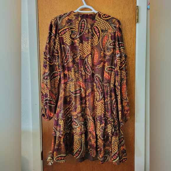 Jessica Simpson Paisley Dress - Picture 2 of 4